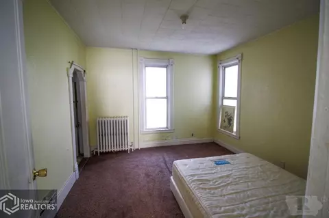 301 3rd Ave NW, Hampton, IA 50441 photo 6