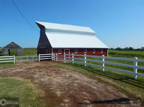 23294 Pp Ave, Eldora, IA 50627 photo 4