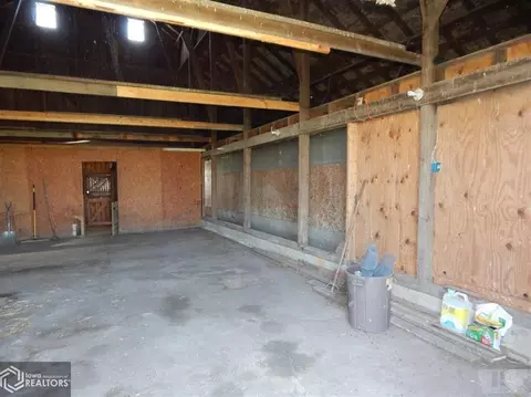 23294 Pp Ave, Eldora, IA 50627 photo 9