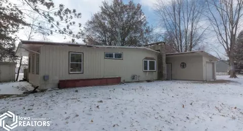 506 8th Ave SW, Hampton, IA 50441 photo 1