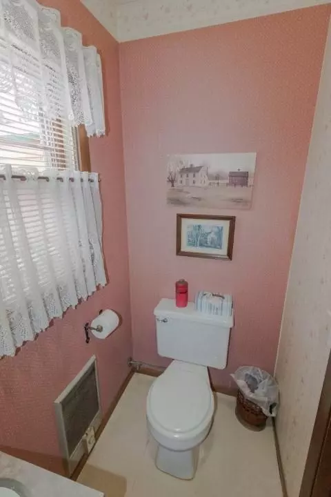 21 1st Ave SE, Hampton, IA 50441 photo 41