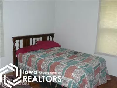 205 E Short St, Centerville, IA 52544 photo 7