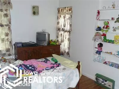 205 E Short St, Centerville, IA 52544 photo 8