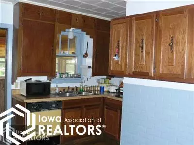 205 E Short St, Centerville, IA 52544 photo 4