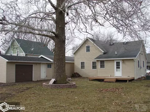 310 E Pine St, Winfield, IA 52659 photo 16