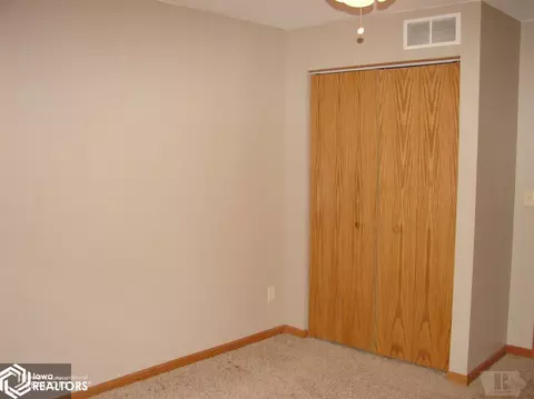 310 E Pine St, Winfield, IA 52659 photo 11