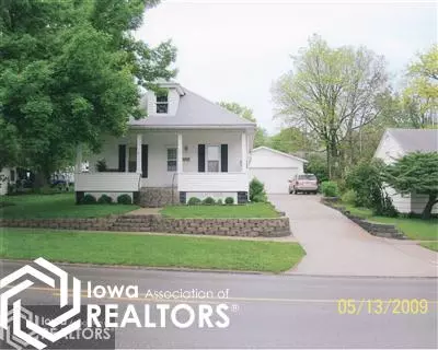 705 W Elm, Eldon, IA 52554 photo 1