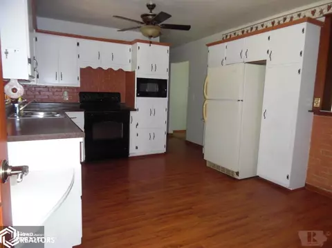 617 Denmark St, Burlington, IA 52601 photo 11