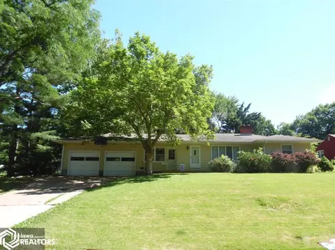617 Denmark St, Burlington, IA 52601 photo 1