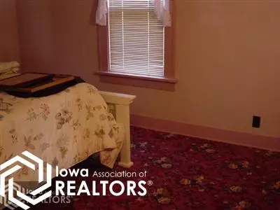 410 E Terry St, Centerville, IA 52544 photo 6