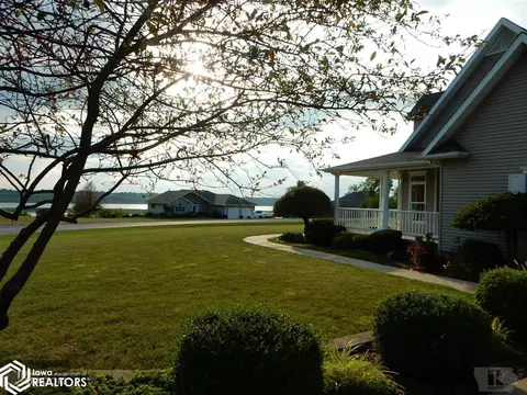 145 Wind River Dr, Hamilton, IL 62341 photo 6