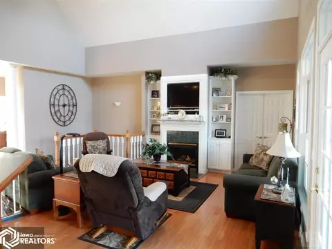 145 Wind River Dr, Hamilton, IL 62341 photo 9