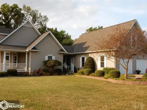 145 Wind River Dr, Hamilton, IL 62341 photo 3