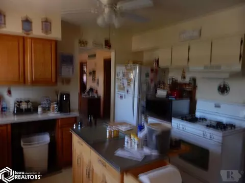 824 E Cty Rd 550, Sutter, IL 62373 photo 7