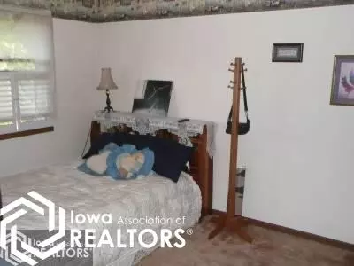 809 E Monroe, Mount Pleasant, IA 52641 photo 6