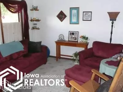809 E Monroe, Mount Pleasant, IA 52641 photo 3