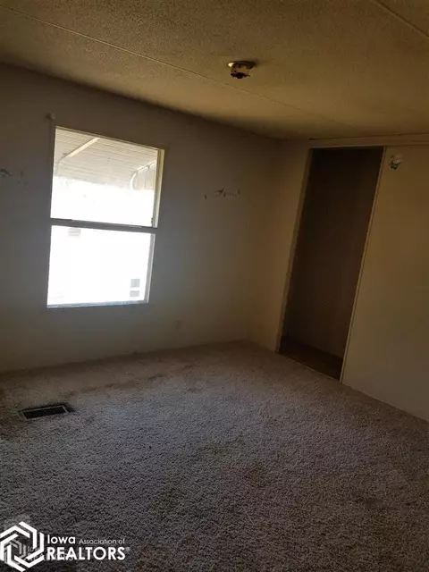 409 Des Moines, Eldon, IA 52554 photo 8
