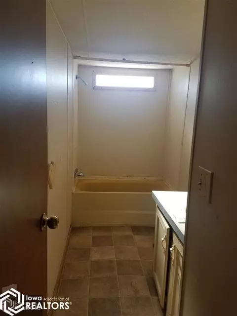 409 Des Moines, Eldon, IA 52554 photo 7