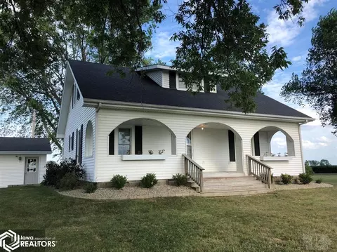 1761 Washington Rd, Eldon, IA 52554 photo 1