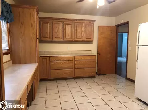 620 N 19th St, Hamilton, IL 62341 photo 5