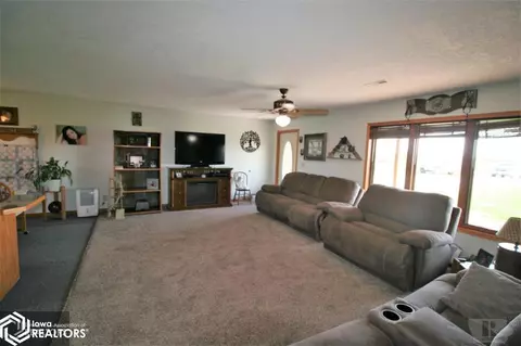 20550 545th St, Centerville, IA 52544 photo 8