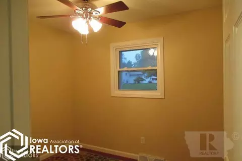 1620 Locust St, Hamilton, IL 62341 photo 9
