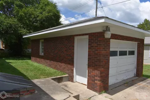 415 E Wall St, Centerville, IA 52544 photo 21