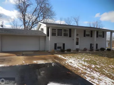 108 Crestview Dr, Hamilton, IL 62341 photo 2