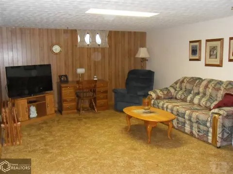 301 Park Dr, Hamilton, IL 62341 photo 20