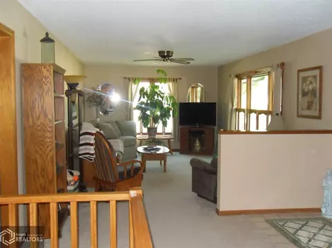 301 Park Dr, Hamilton, IL 62341 photo 14