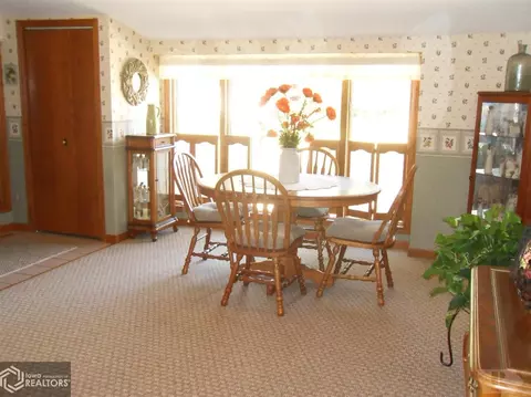 301 Park Dr, Hamilton, IL 62341 photo 10