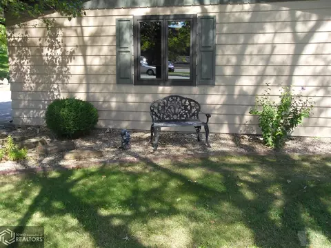 301 Park Dr, Hamilton, IL 62341 photo 32