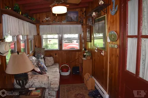 642 N Main, Centerville, IA 52544 photo 22