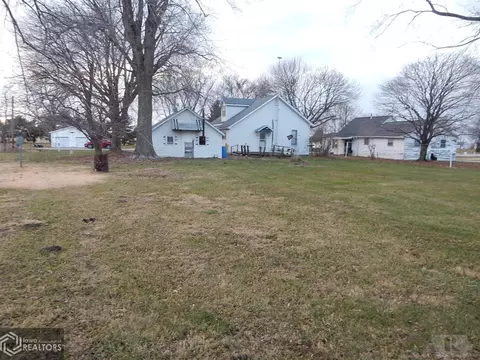 521 N County Rd #850E, Sutter, IL 62373 photo 6