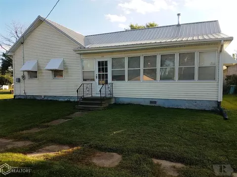 102 W Walnut, Eldon, IA 52554 photo 1
