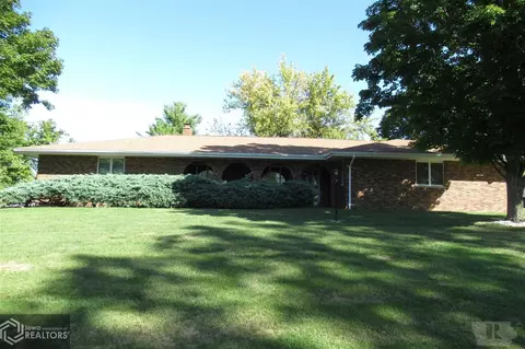 1409 Casley Dr, Hamilton, IL 62341 photo 1