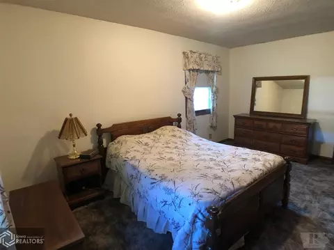 5897 Ashland Rd, Eldon, IA 52554 photo 6