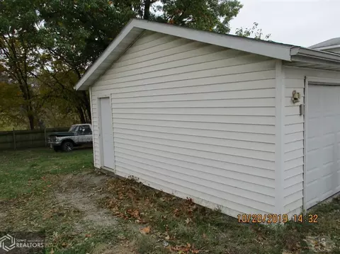 412 W Maple, Centerville, IA 52544 photo 25