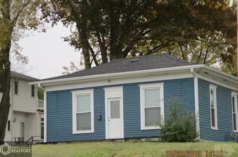 412 W Maple, Centerville, IA 52544 photo 1