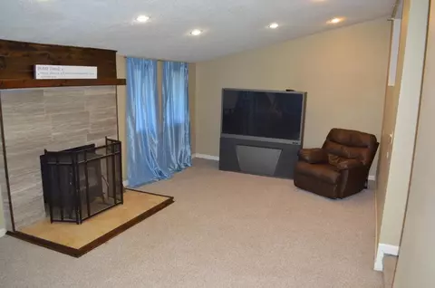 421 Oak St, Hamilton, IL 62341 photo 15