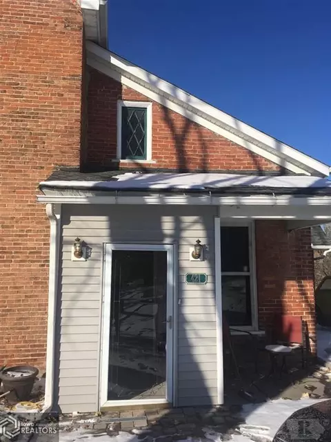 421 Oak St, Hamilton, IL 62341 photo 5