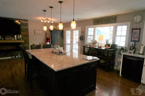 320 E Madison, Centerville, IA 52544 photo 19