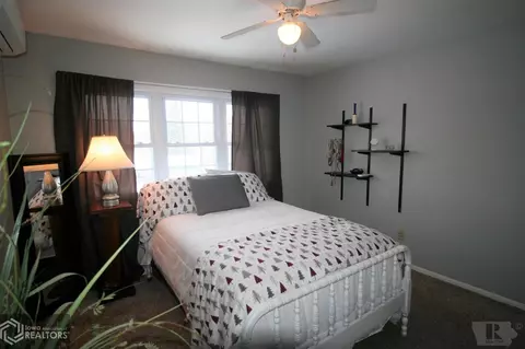 320 E Madison, Centerville, IA 52544 photo 33