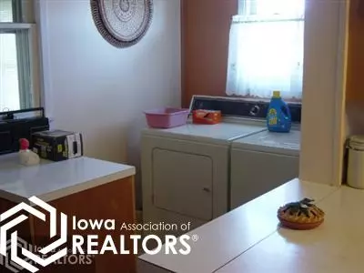 515 E Maple St, Centerville, IA 52544 photo 8