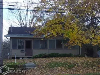 706 W Maple St, Centerville, IA 52544 photo 1