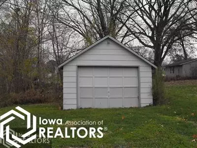 1047 Main St, Hamilton, IL 62341 photo 4