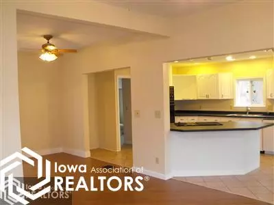 1047 Main St, Hamilton, IL 62341 photo 9
