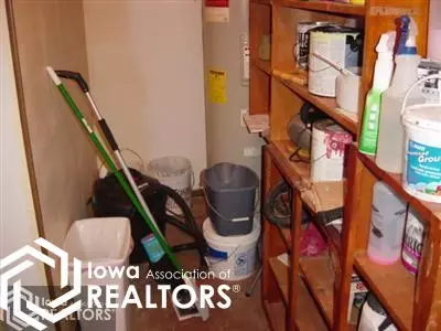 905 E Walnut St, Centerville, IA 52544 photo 19