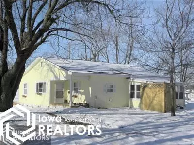 905 E Walnut St, Centerville, IA 52544 photo 5