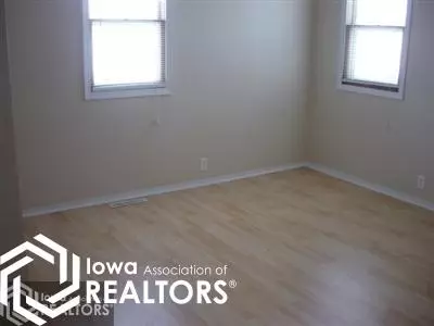 905 E Walnut St, Centerville, IA 52544 photo 14